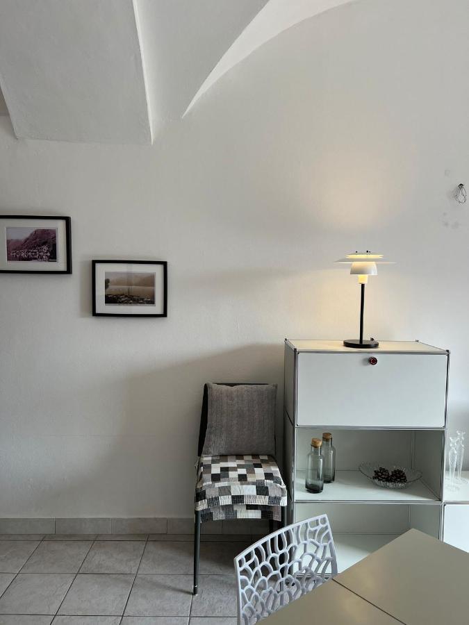 1-Bedroom Apartment Bello Posto Acquaseria Екстериор снимка